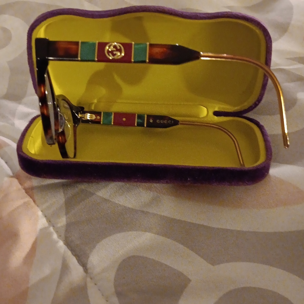 Gucci eye 👀 glasses frames Authentic - Picture 4 of 5
